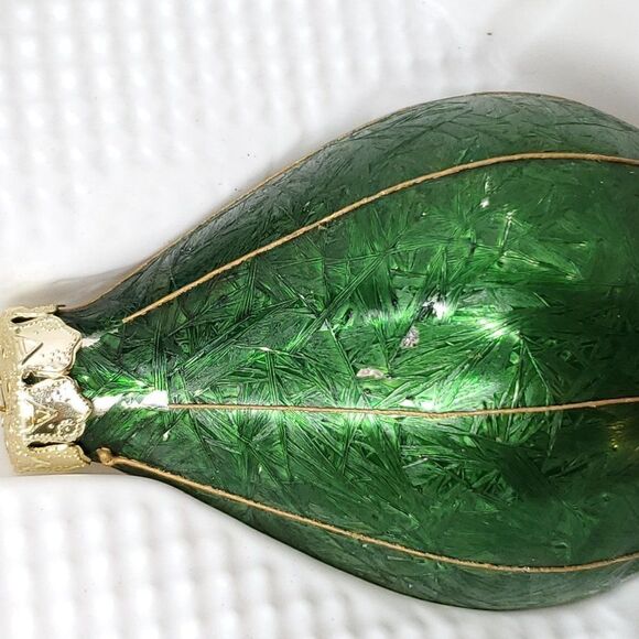 Vintage Glass Ornaments Green Red Textured Frost Balloon Shape Gold Piping - Picture 8 of 10